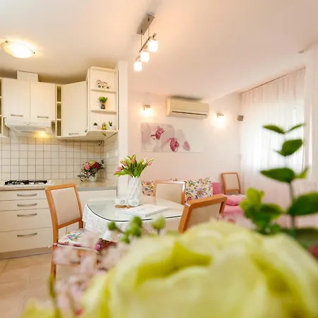 Appartamento Marin-late Check In Available