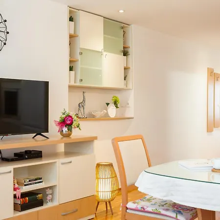 Marin-late Check In Available דירה